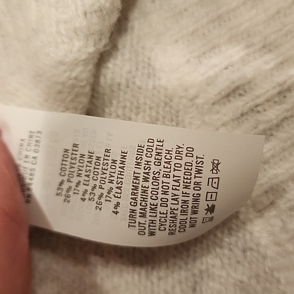 Aerie Sweater - SZ L - Picture 6 of 6